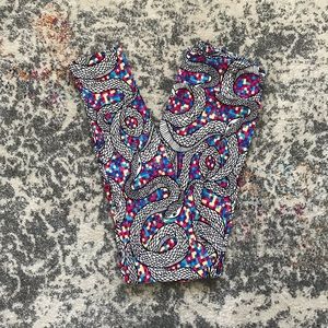 NWOT!! LuLaRoe Snake One Size Leggings